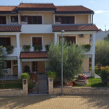 Ulika Rooms & Apartments Poreč Exterior foto