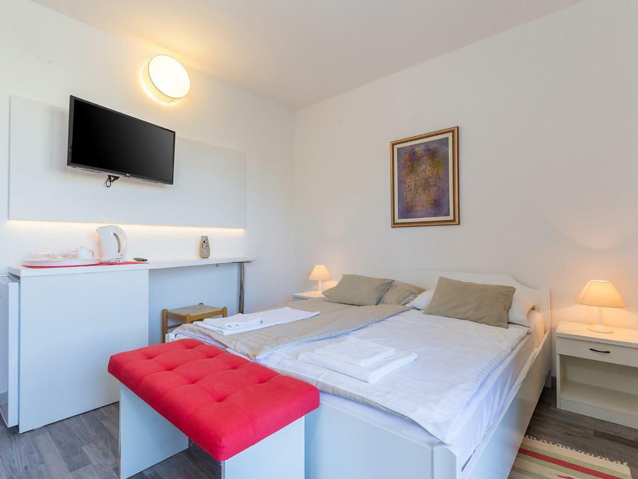 Ulika Rooms & Apartments Poreč Exterior foto